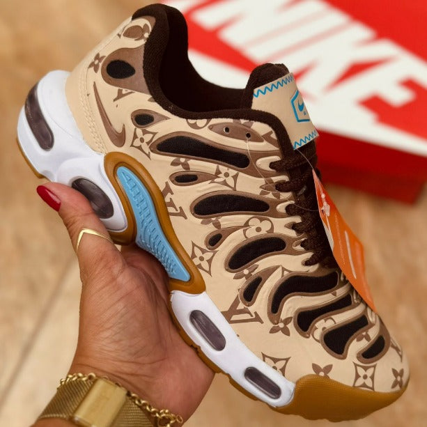 Nk AIR MAX PLUS DRIFT