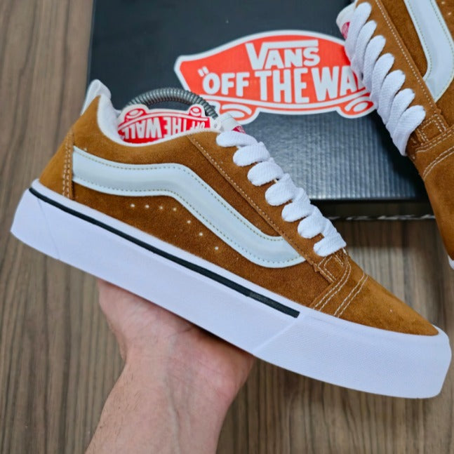 VANS KNU FH