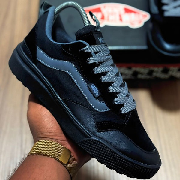 VANS ULTRARANGE