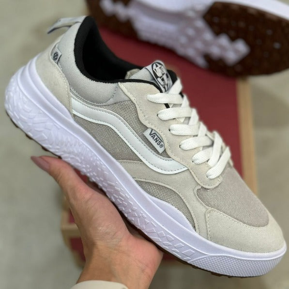 VANS ULTRARANGE