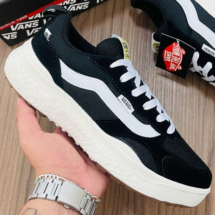 VANS ULTRARANGE
